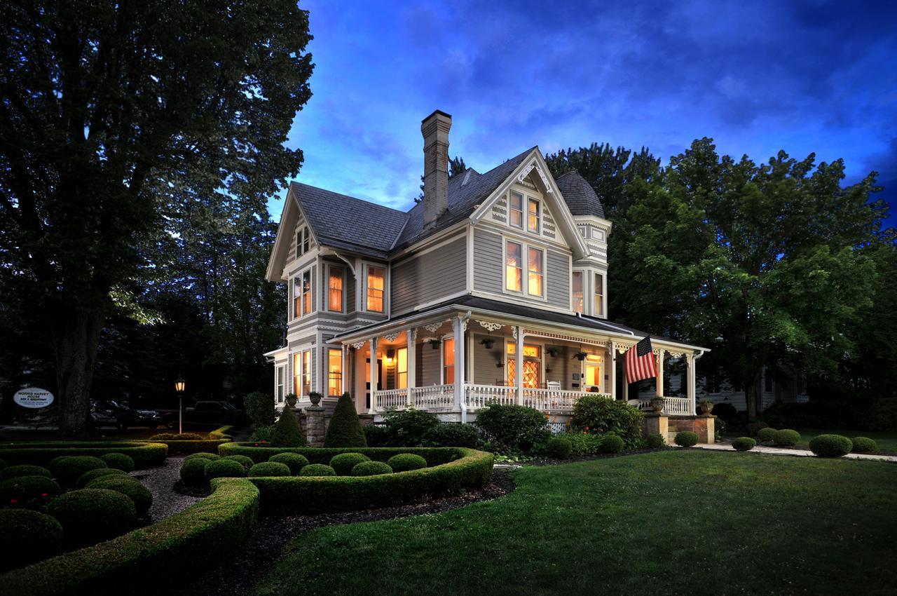 The Historic Morris Harvey House Bed & Breakfast Fayetteville Bagian luar foto